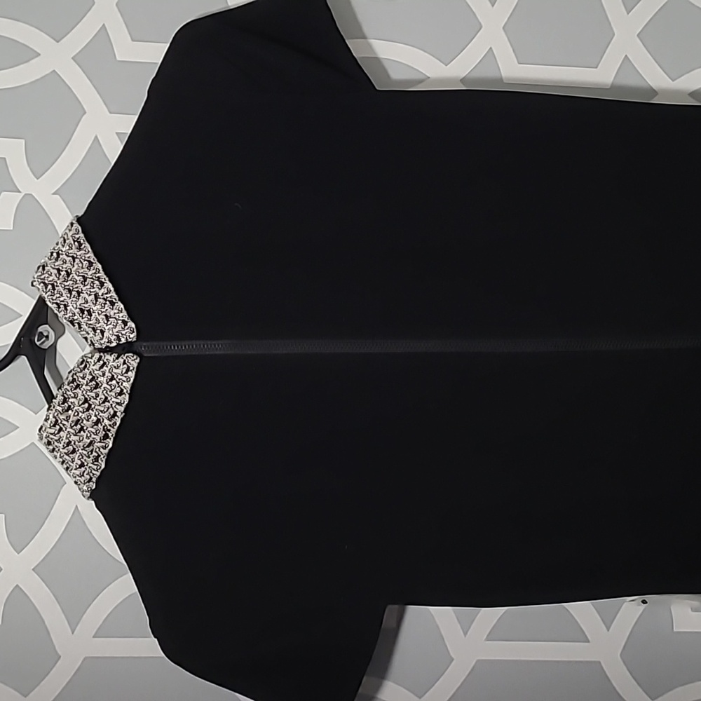 RARE Alice + Olivia Black and White Tweed Collar Fit-and-Flare Dress - Picture 4 of 8
